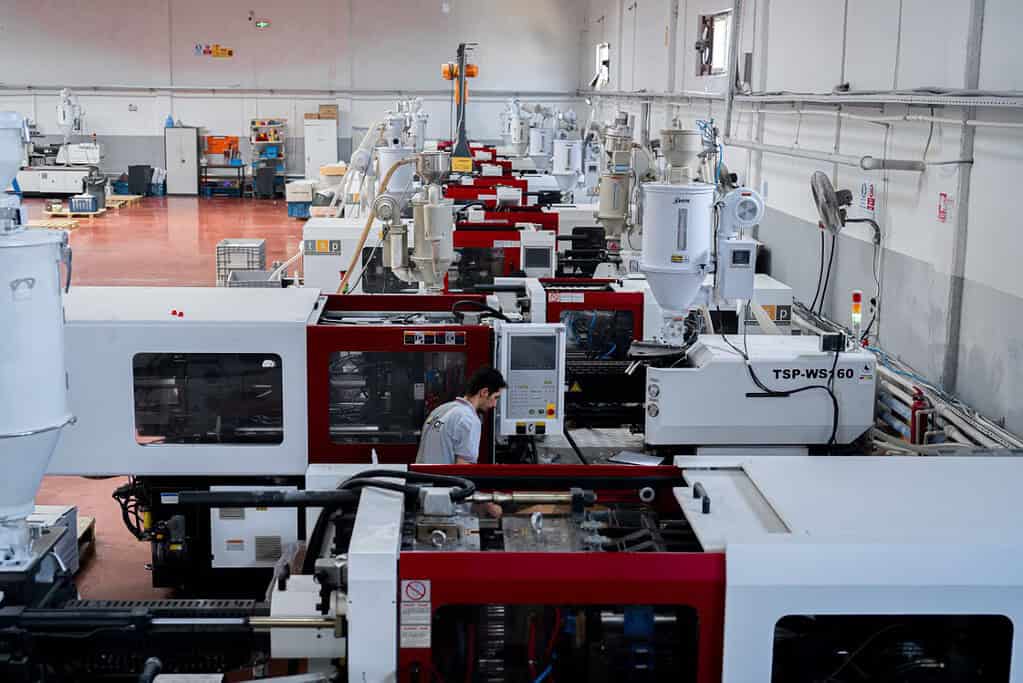 losyon pompa kalıp enjeksiyon üretim ünitesi