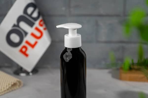 Nergis Losyon Pompası beyaz renkli şişe ile montajlı